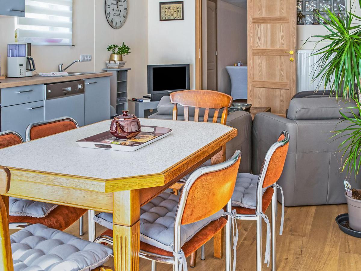 Captivating Cottage In Vielsalm Near The Forest Extérieur photo
